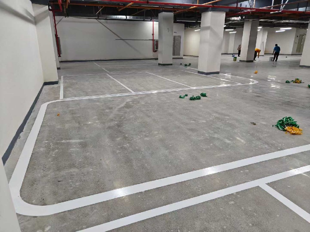 廣州黃埔軍校小學(xué)地下車庫平涂地坪工程